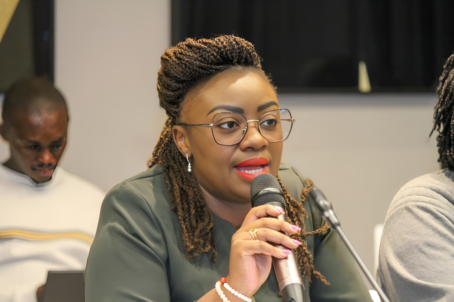 Senator Orwoba calls out Mash Poa over woman's alleged drugging