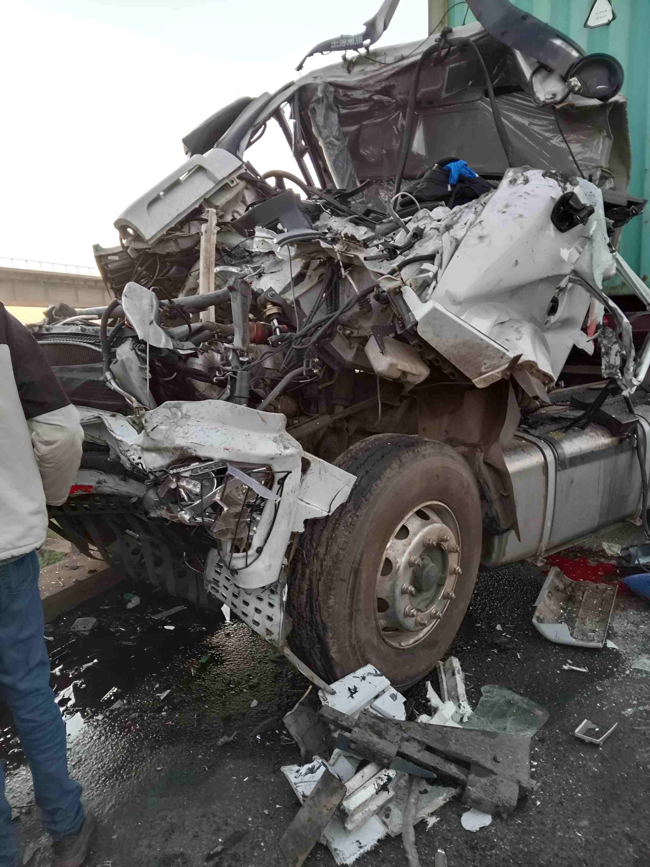 Fatal accident on Nairobi-Mombasa Highway causes major traffic snarl-up