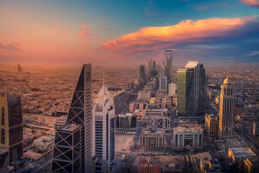 Saudi Arabia to permit alcohol sales at 600 locations beginning in 2026