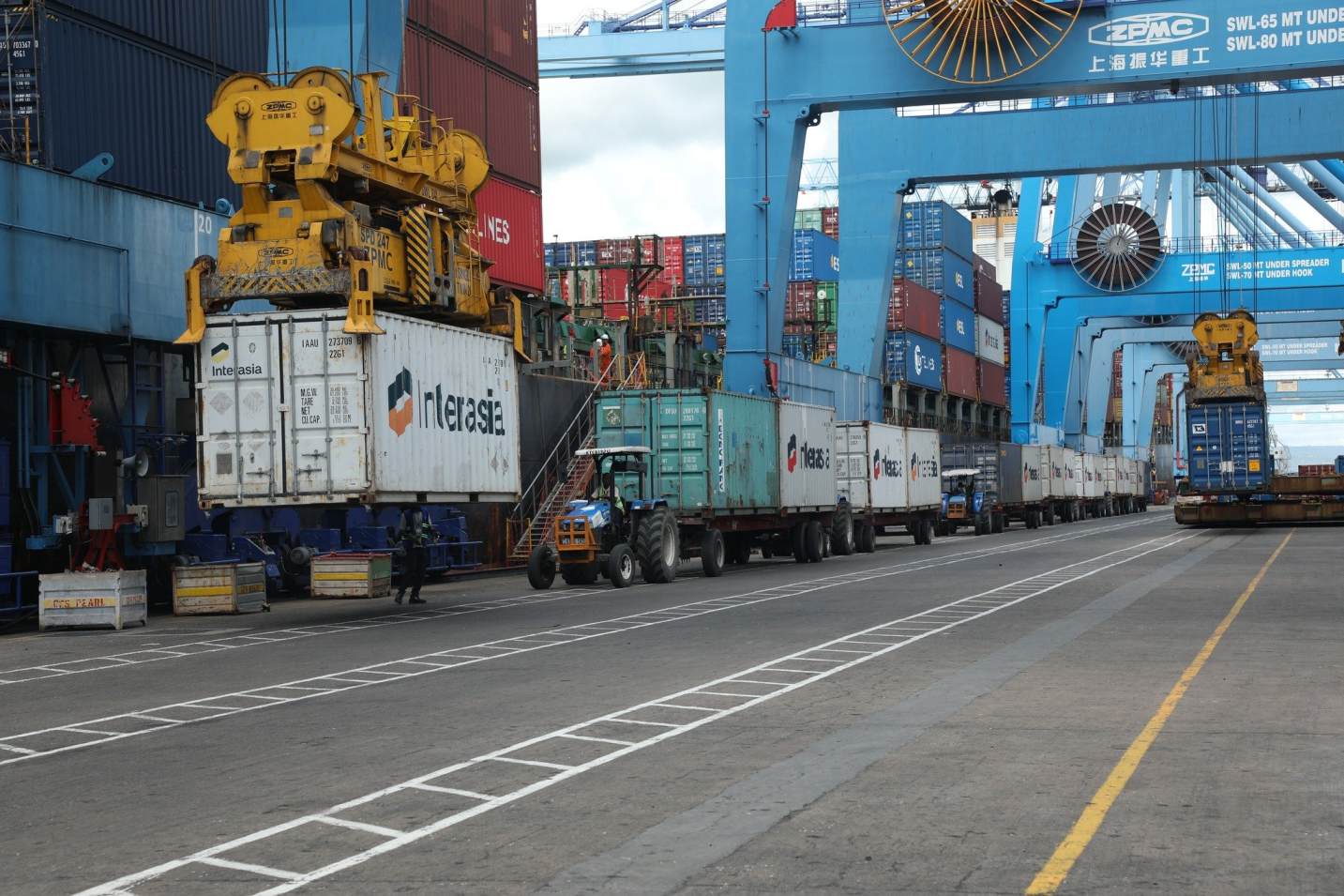 KPA dock workers secure 10% pay increase and medical benefits