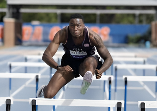 Holloway credits Gatlin for career-changing advice
