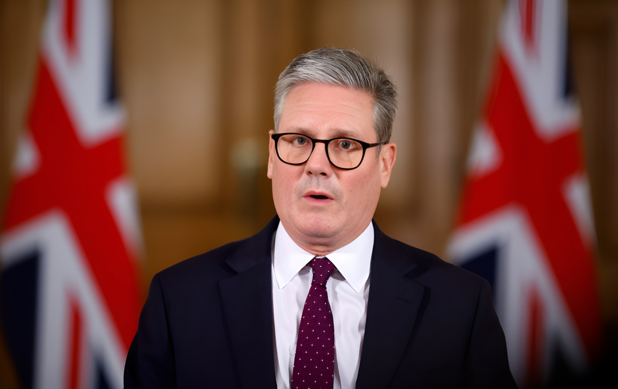 UK eyes 18-month graduate visa to cut migration