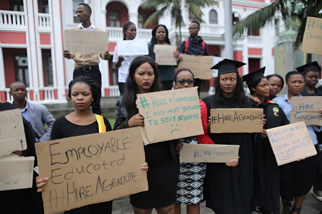 Jobless rate rises as South Africans quit search