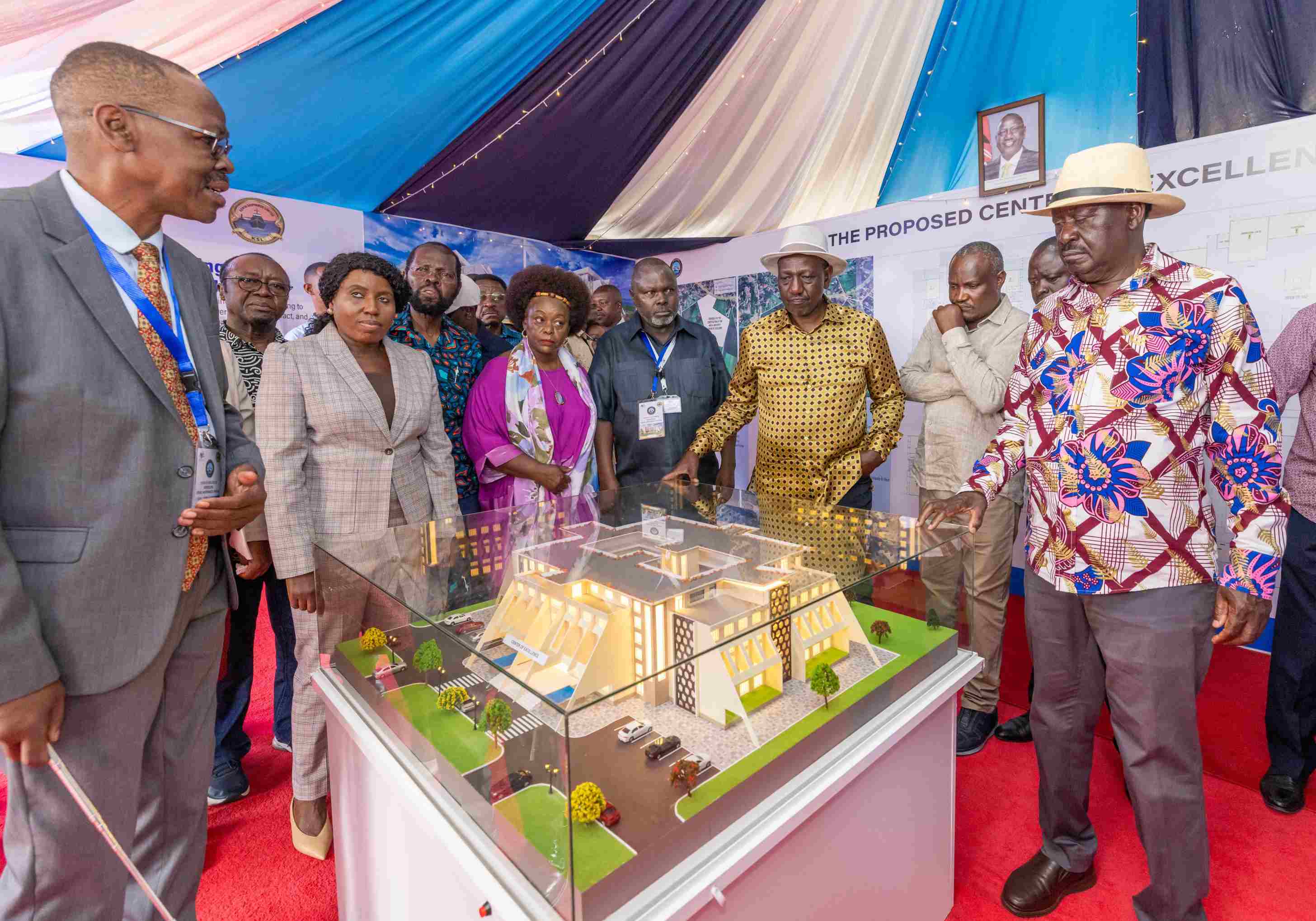 Raila calls on Ruto to deploy emergency choppers for Lake Victoria fishermen