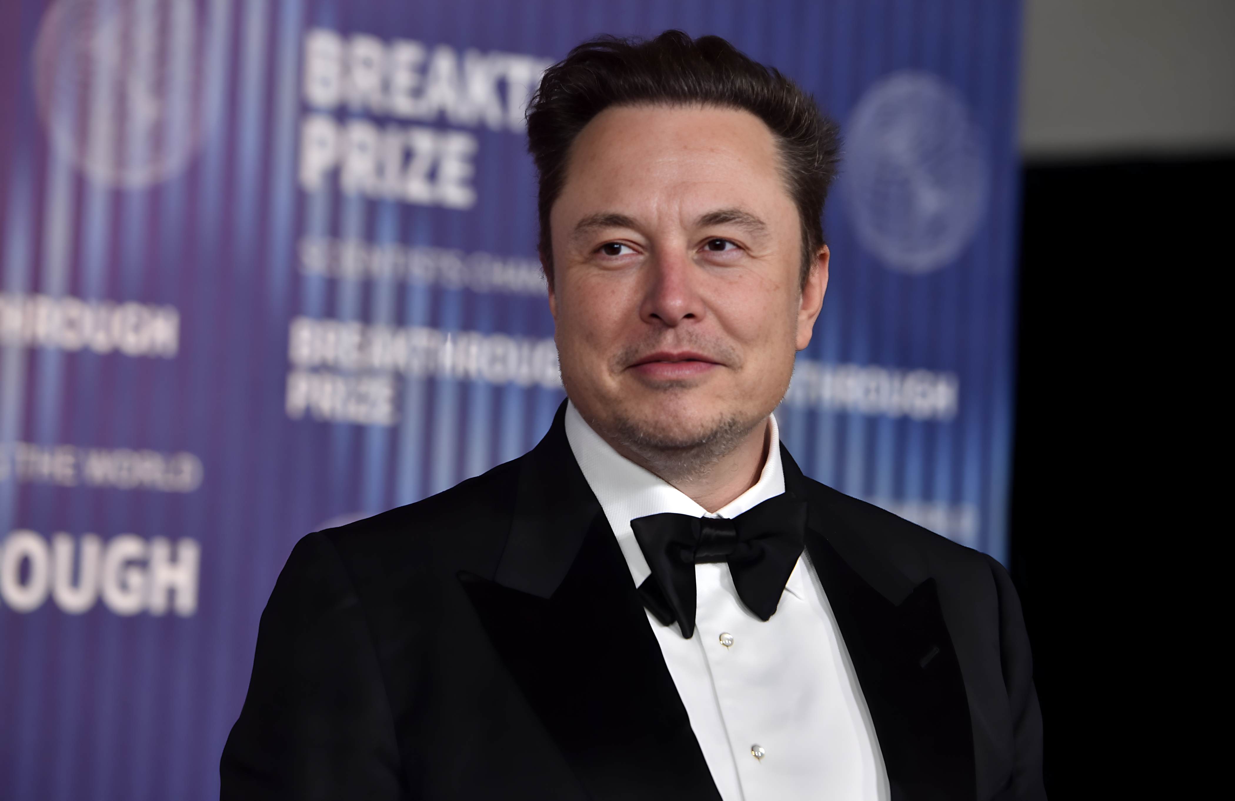 X owner Musk wins vote to create own futuristic city