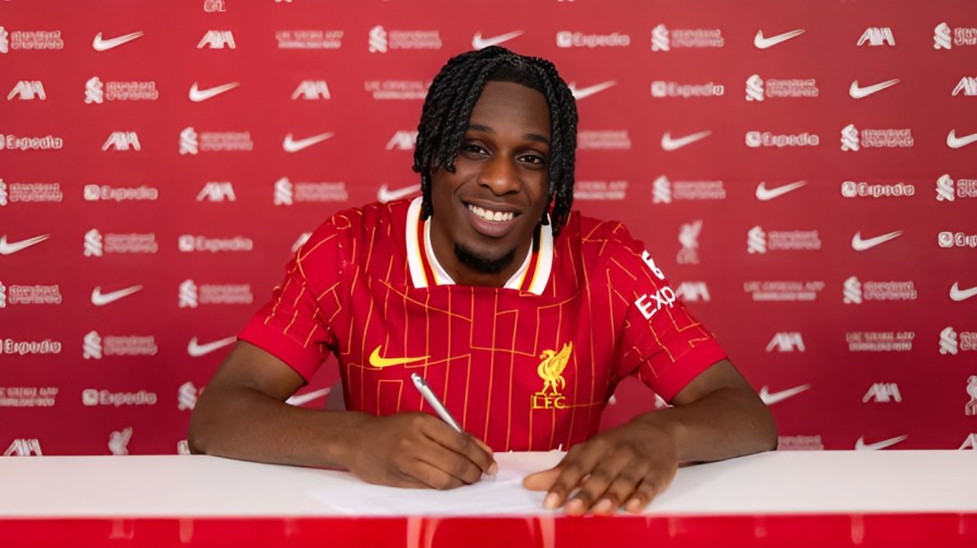 Liverpool sign Bayer Leverkusen defender Frimpong