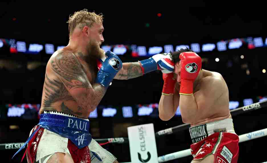 YouTuber Paul cruises past Chavez Jr in California cruiserweight bout
