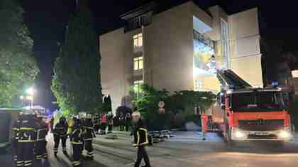 3 killed in fire at elderly ward of Hamburg hospital
