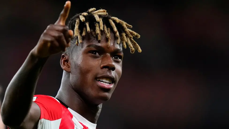 Barcelona and Arsenal target Nico Williams signs new 10 year Bilbao deal
