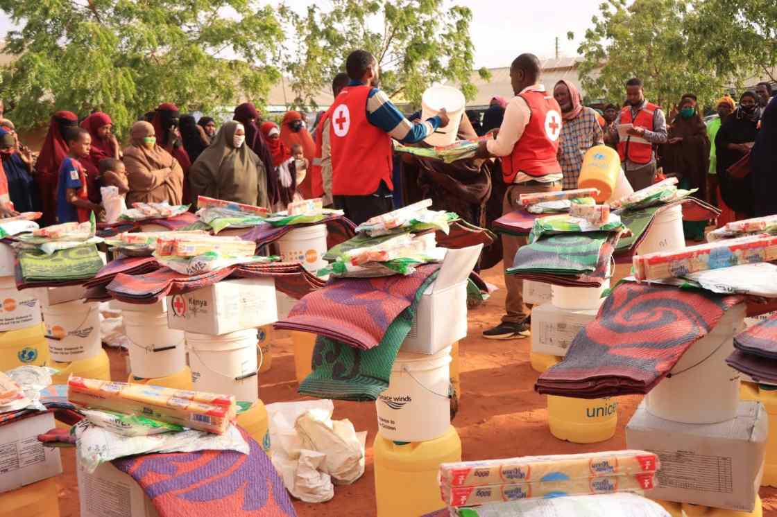 200 displaced families fleeing Somalia conflict shelter in Mandera