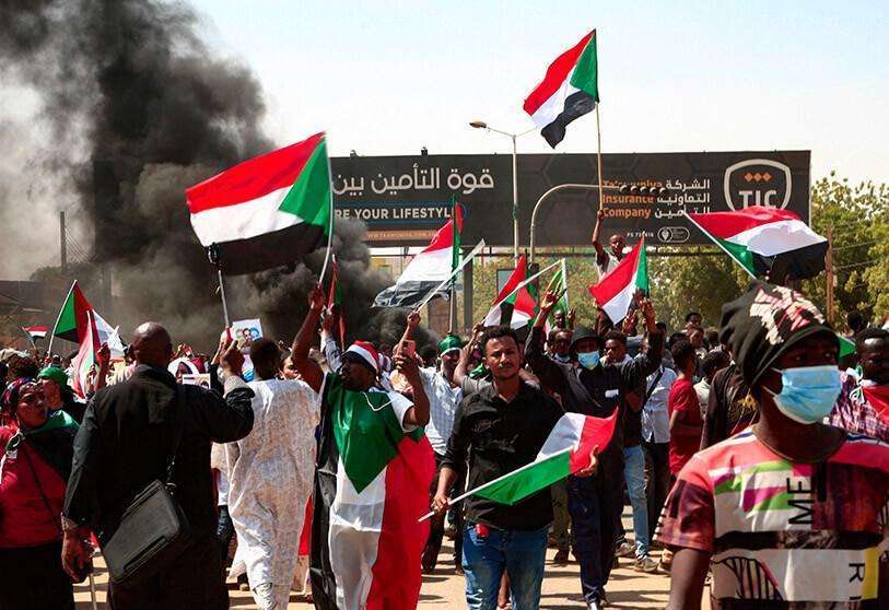 Sudan orders urgent relocation of ministries from Khartoum