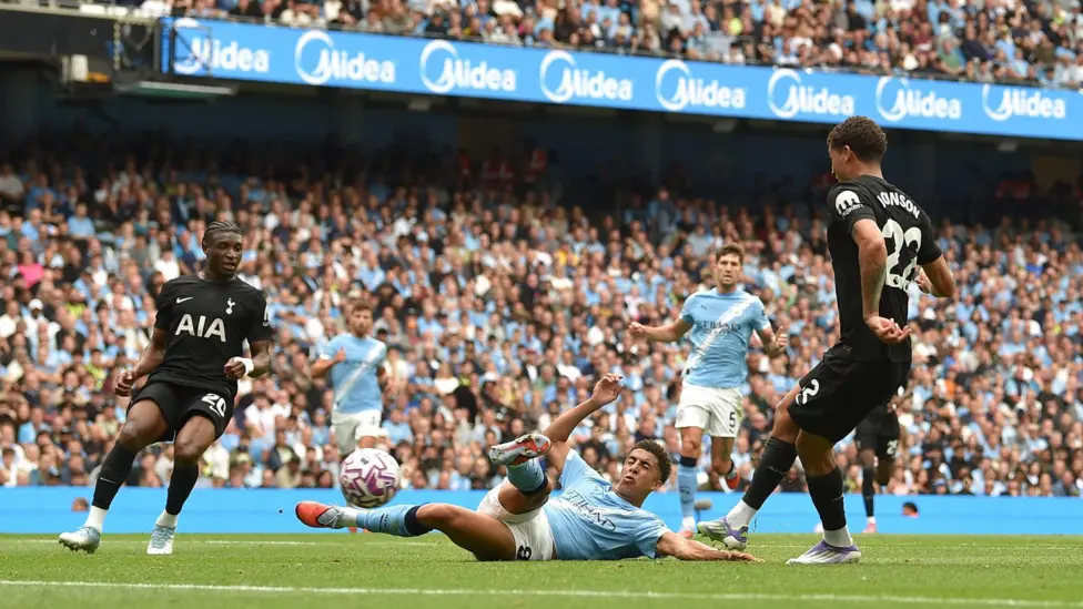 Tottenham edge City as Thomas Frank gets perfect start