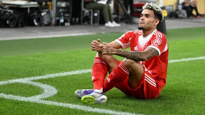 Diaz, Kane lead Bayern to German Super Cup glory