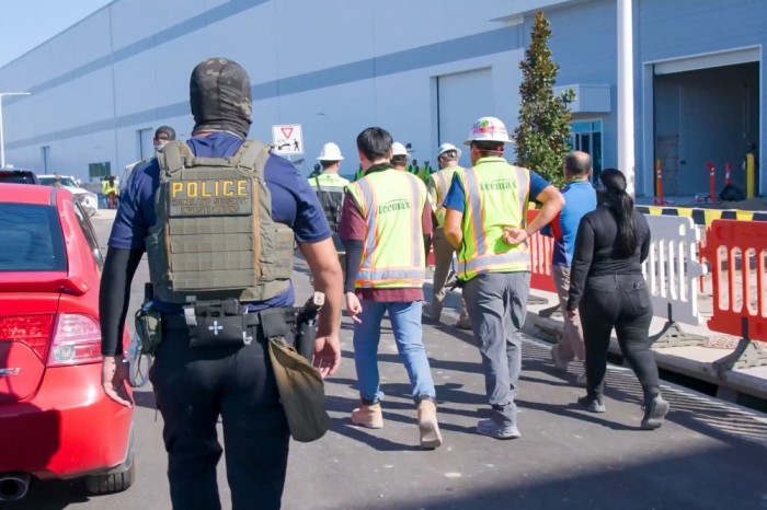 Seoul says over 300 South Koreans detained in US to be released
