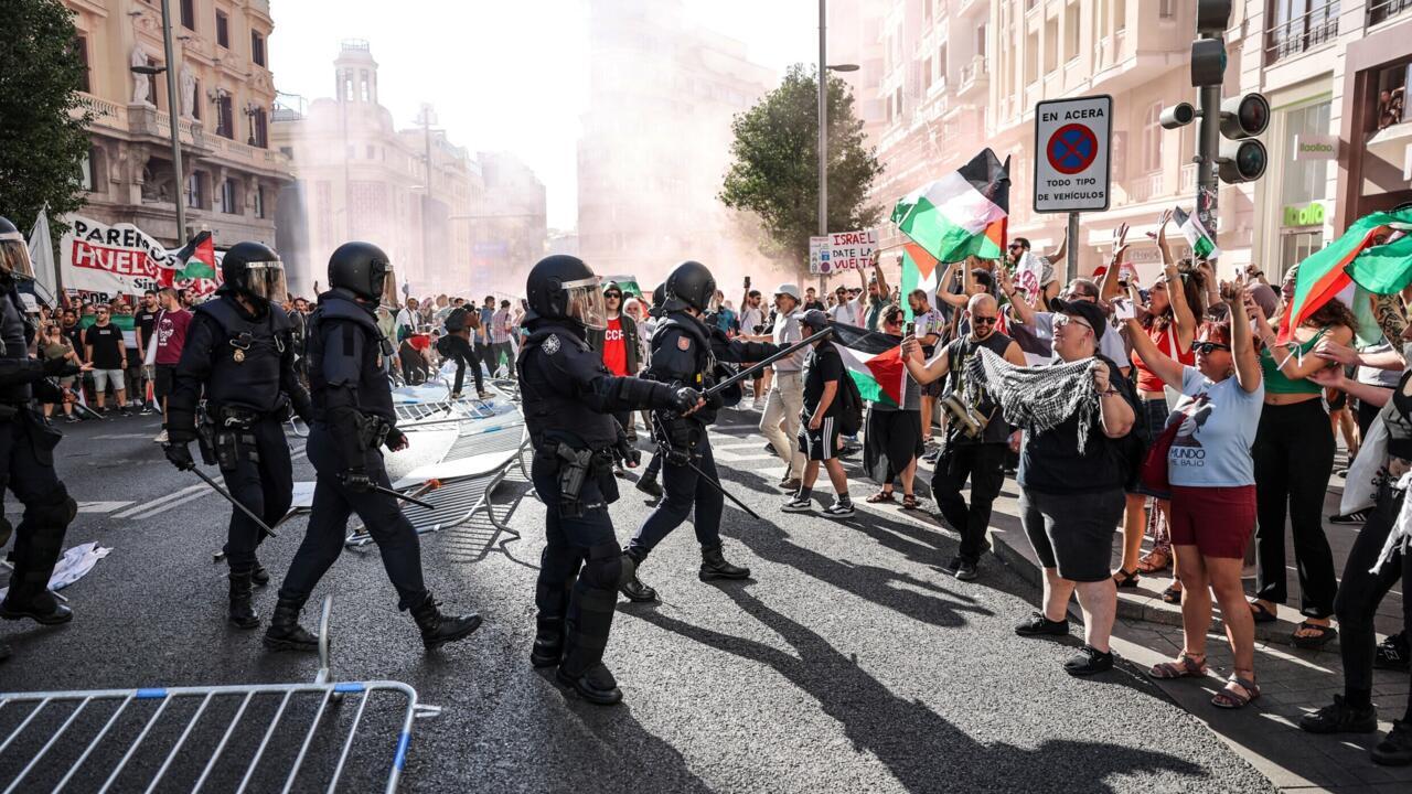 Final stage of Vuelta abandoned because of protests