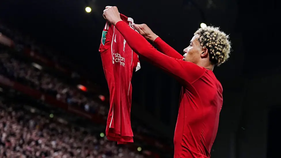 Ekitike apologizes to Liverpool fans for 'stupid' red card